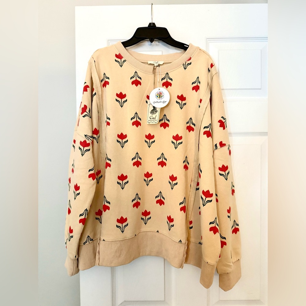BNWT Easel Tulip sweatshirt size L 🌷❤️🌷￼